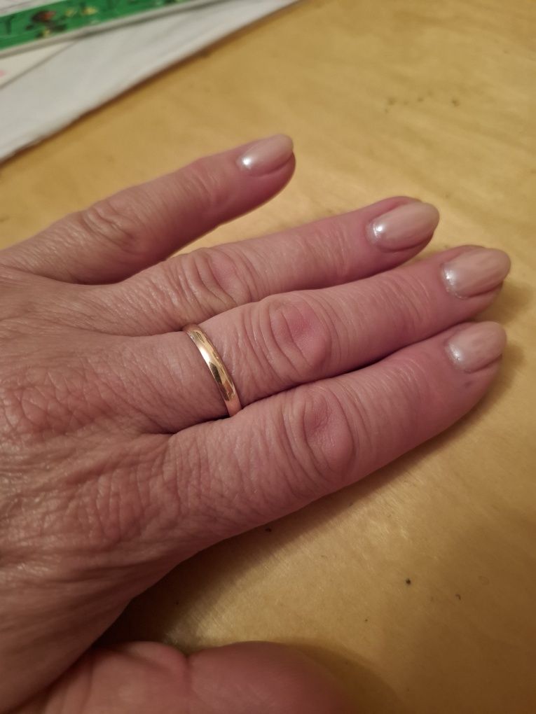 Obrączka złota radziecką Dora 1,83 g, proba 583