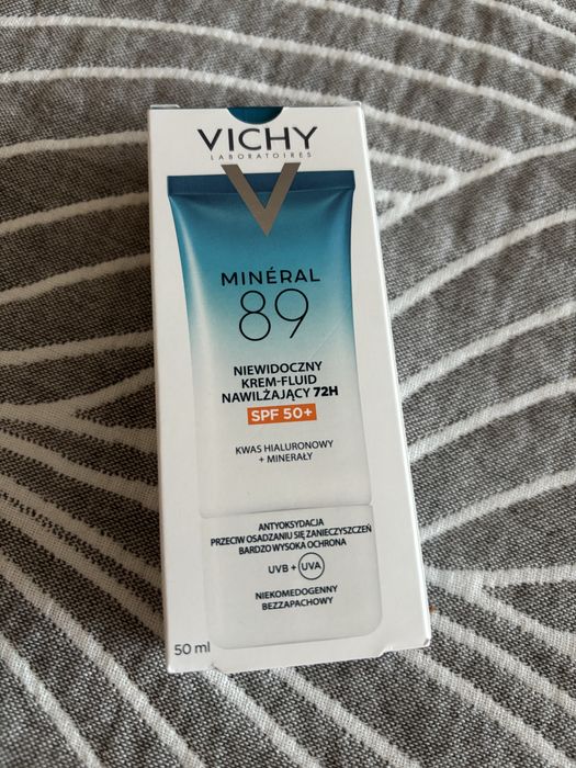 Сонцезахисний зволожувальний флюїд