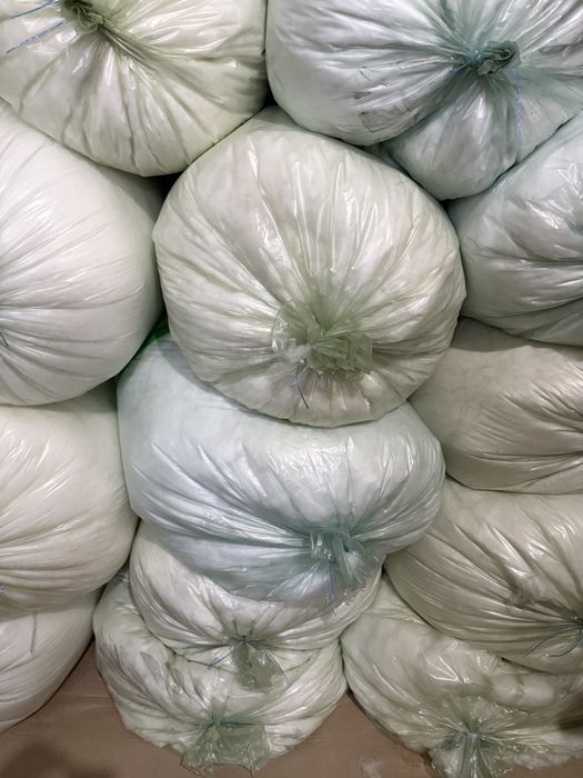 Продам Холлофайбер и Пух на вес