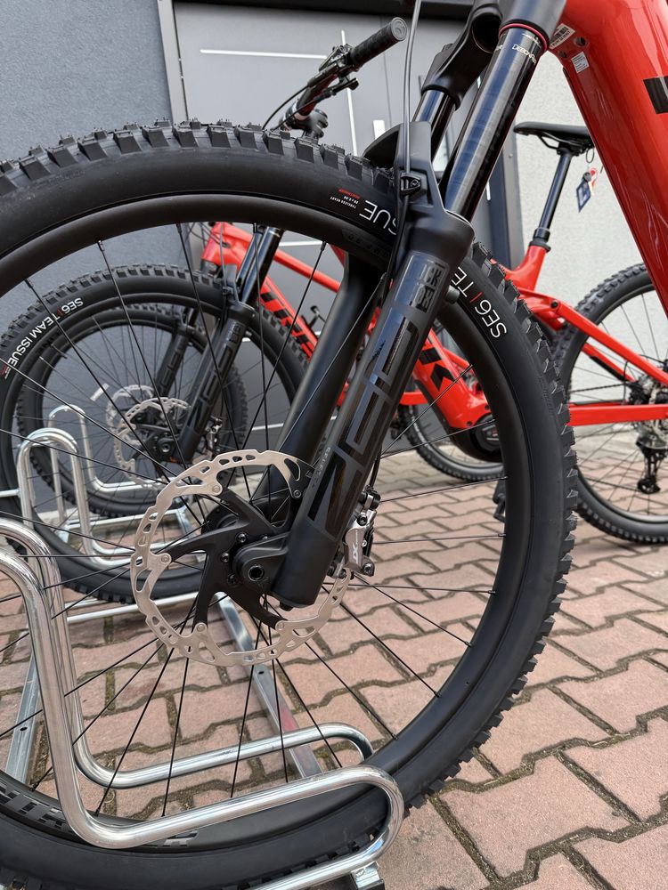 Trek Rail ( L )  9.8 XT gen 4, 750Wh 4km 29" POWYSTAWOWY [no.210]