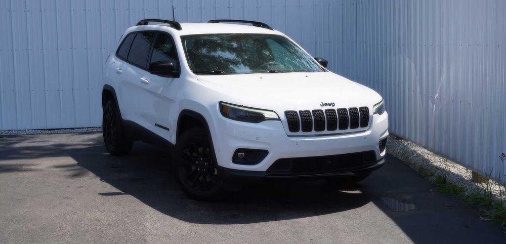 Jeep Cherokee Altitude      2023