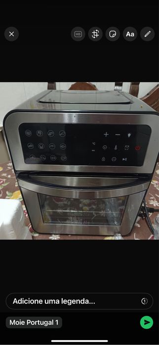 Vendo forninho seminovo.