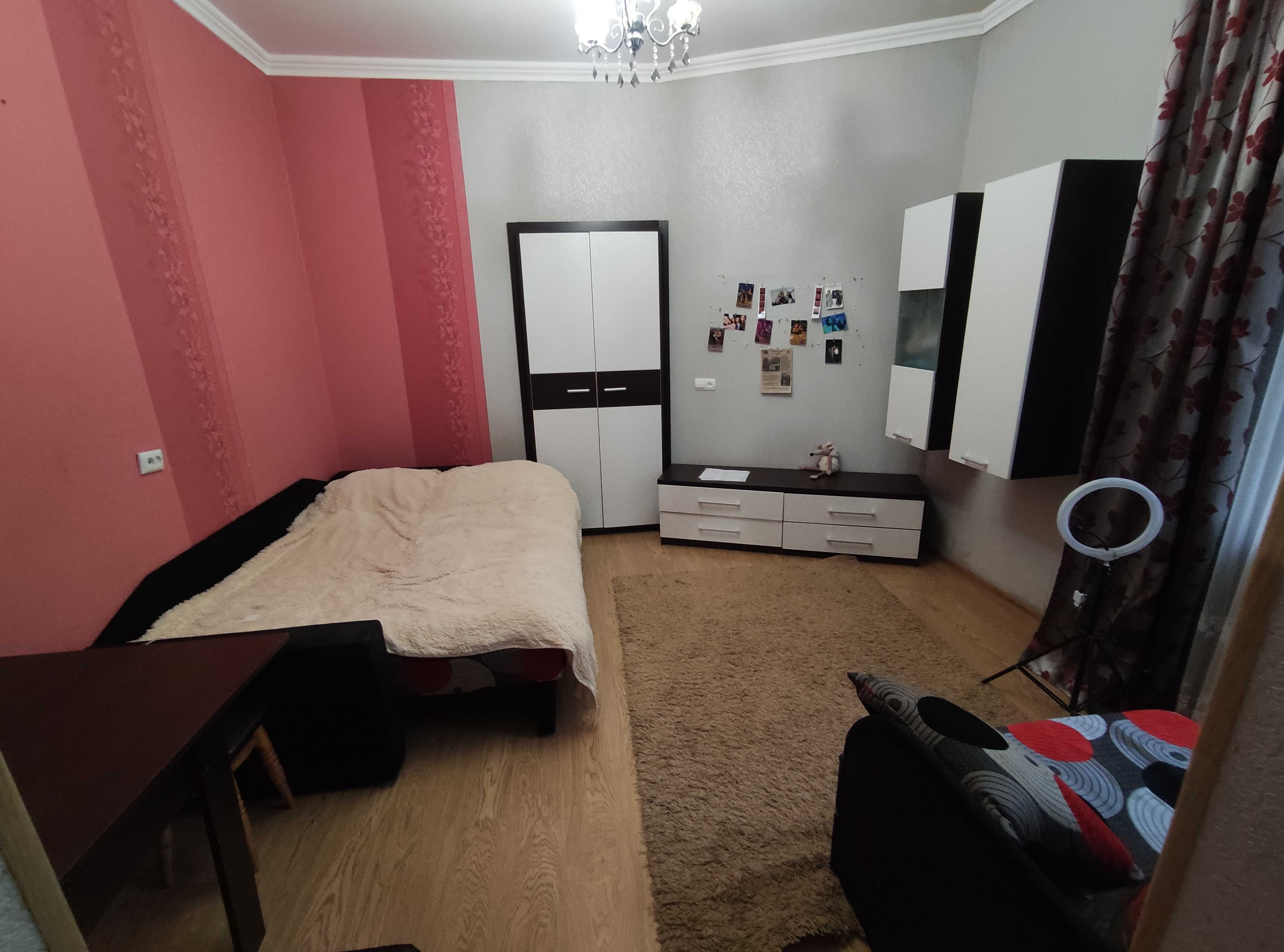 Продаж 1 кімнатної квартири у центрі Львова, вул. Головацького