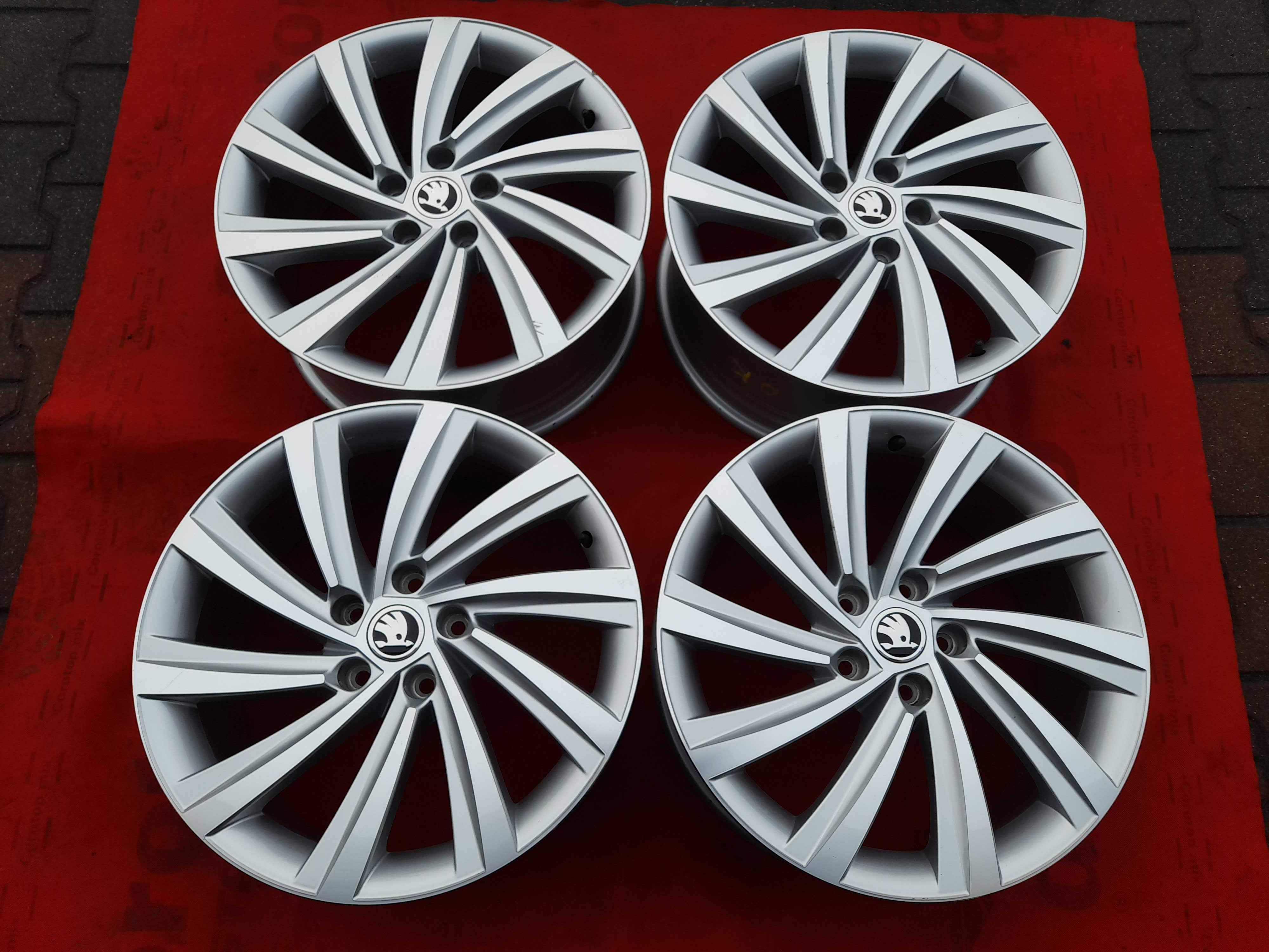 Alufelgi 18''  5x112 SKODA Octavia IV Superb Kodiaq ORYGINAŁ