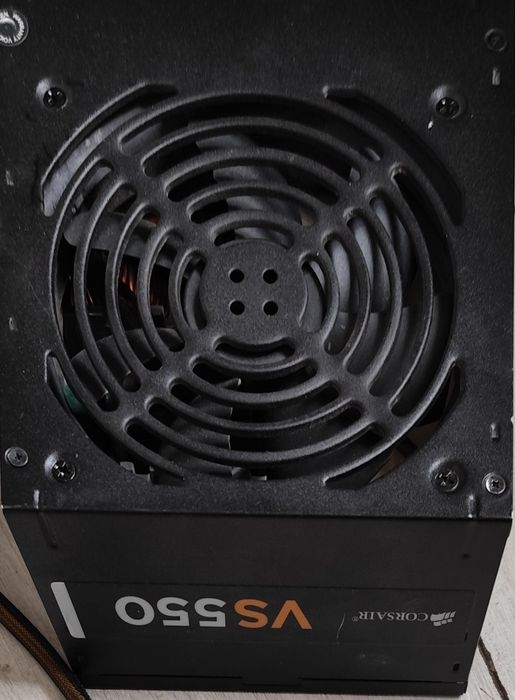 Corsair VS550 550W