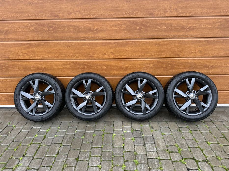 Oryginalne felgi z oponami Skoda Superb/Octavia 3 205/55/17 ET46