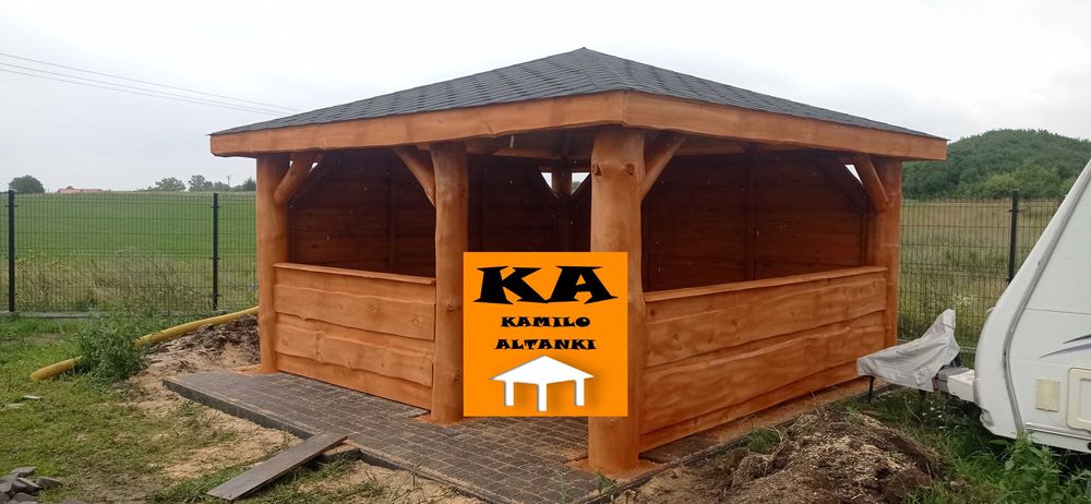 Altana ogrodowa na grubym balu