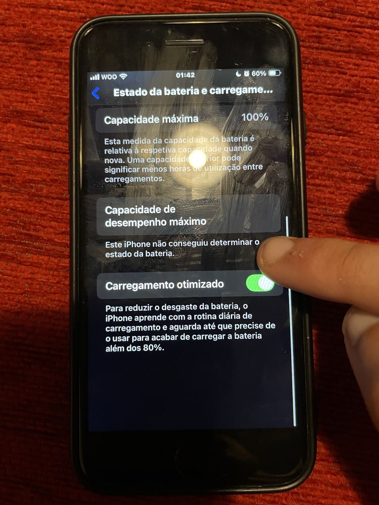 iPhone SE 2020 com 128GB Branco
