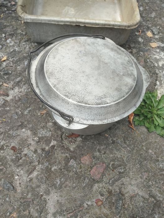 Продам каструлю та лоток алюміневий