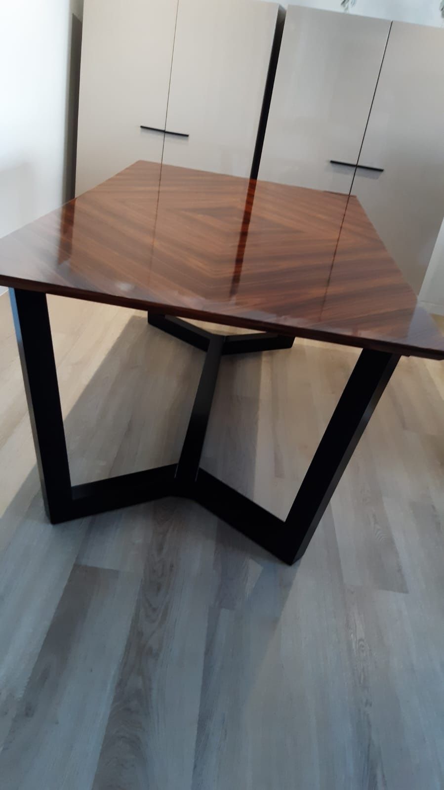 Mesa de sala retangular