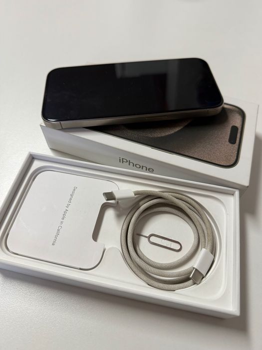 iPhone 15pro 512GB, bateria 86% sem riscos (como novo)