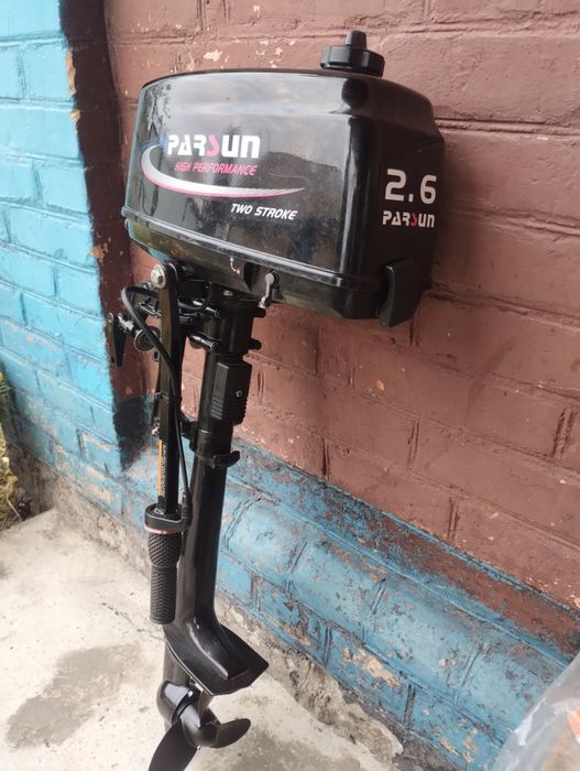 Лодочний мотор парсун 2.6
