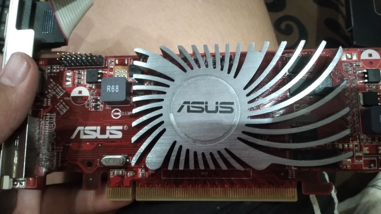 Видеокарта ATI RADEON HD 6450 1GB PCI-E HDMI