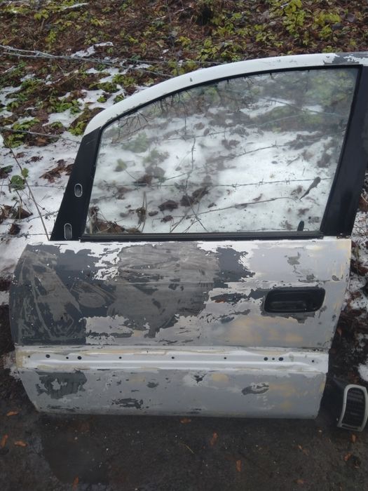 Двері Опель Зафіра- А