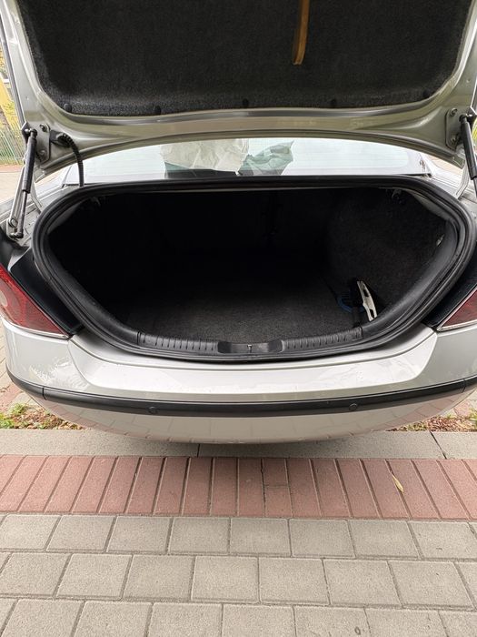 Ford mondeo mk3 2005r