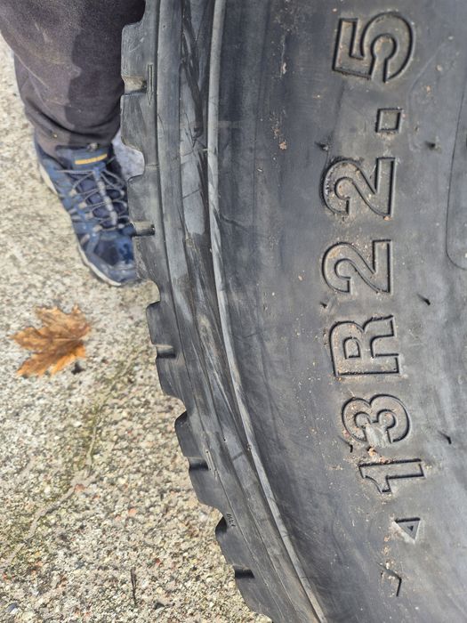 Opony 13r22.5   13-22.5