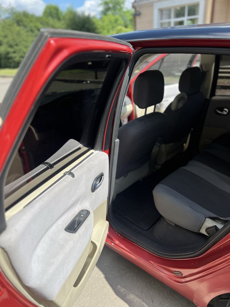 Автомобіль Renault Scenic 2007
