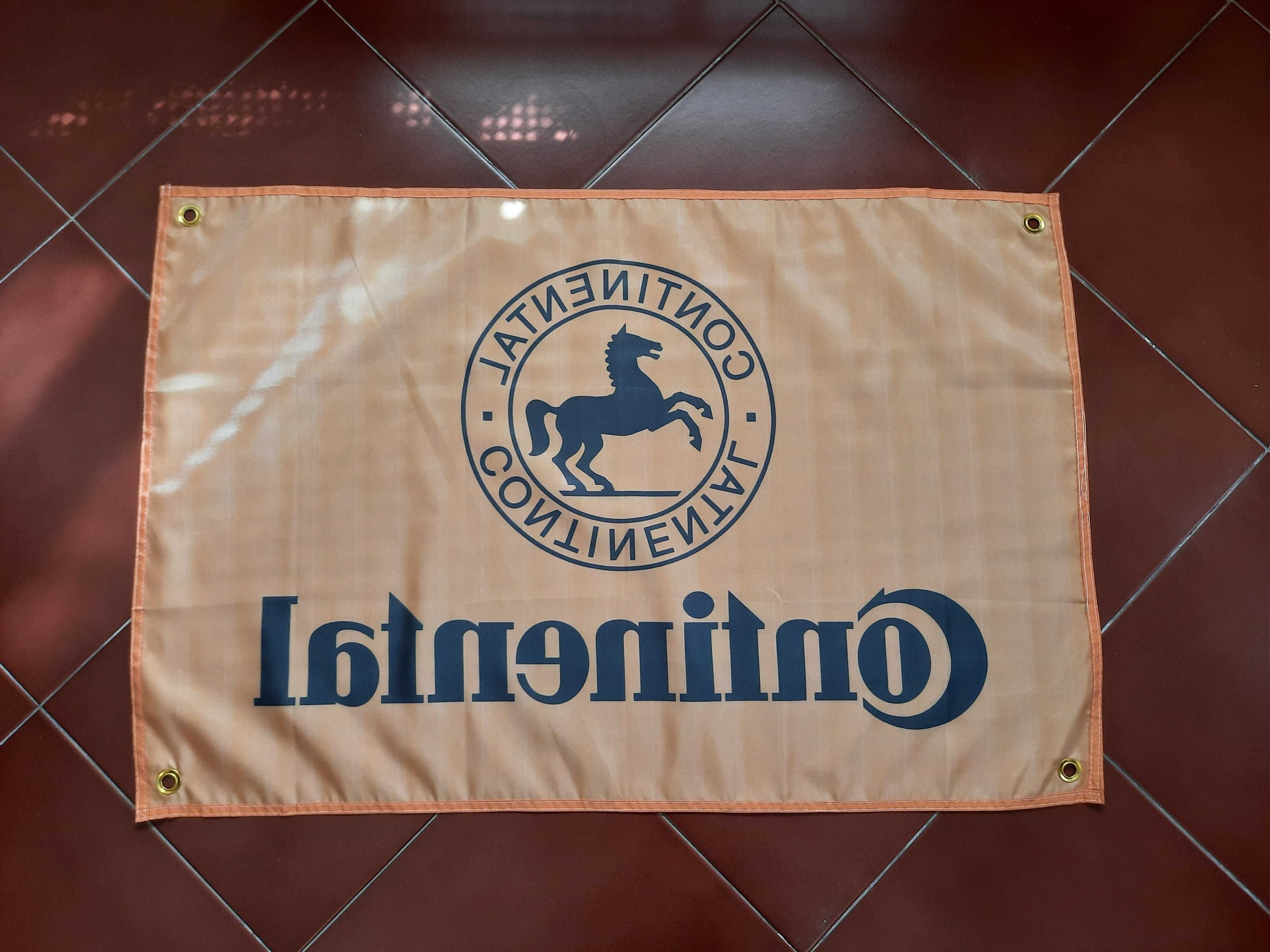 Bandeira Publicitária Pneus Continental