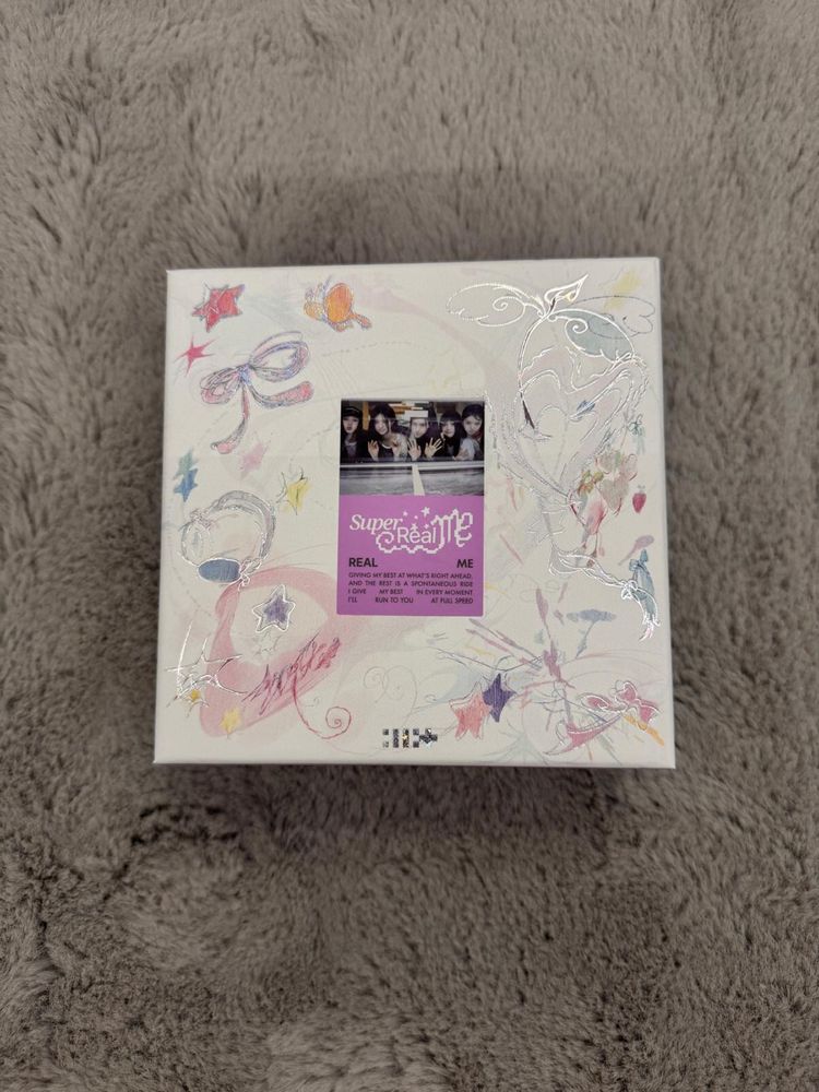 Kpop ILLIT album, Super Real Me