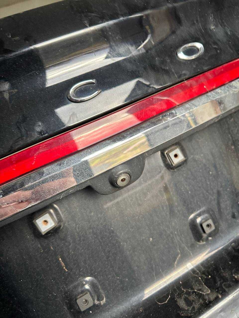 Фонарь задний центральный Lincoln Continental 2017 год разборка