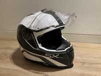 Capacete Nexx SX100 com Viseira Solar