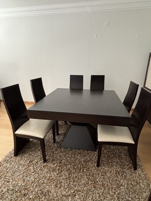 Oportunidade Mesa e Aparador em Carvalho Sala jantar Moderna