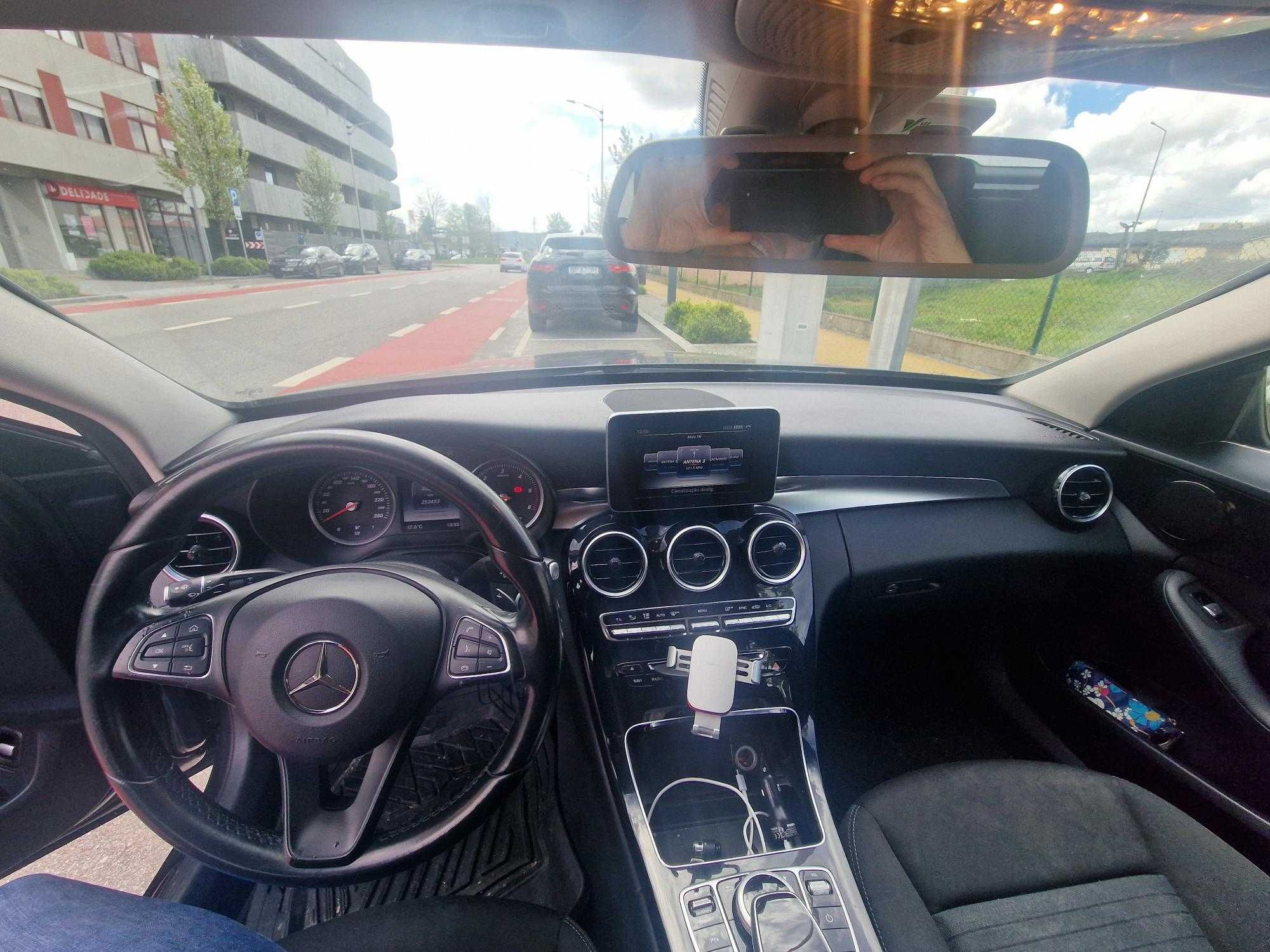 Mercedes C 200d Station, Caixa Automática, Elegância, Conforto Premium