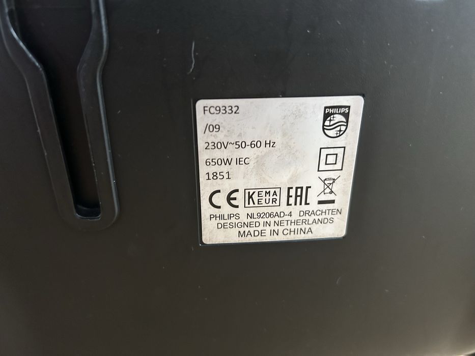 Odkurzacz bezworkowy philips