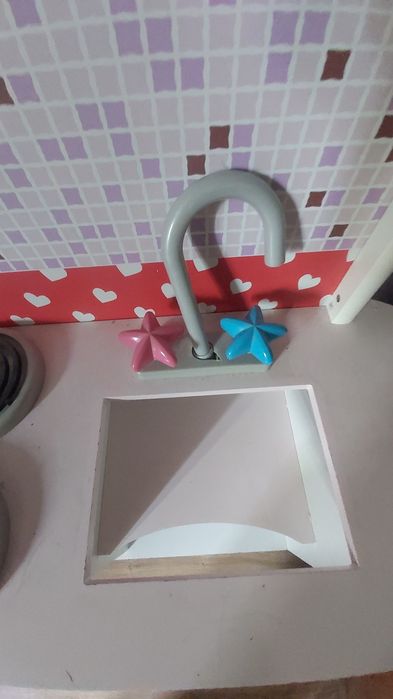 Duża kuchenka zabawkowa