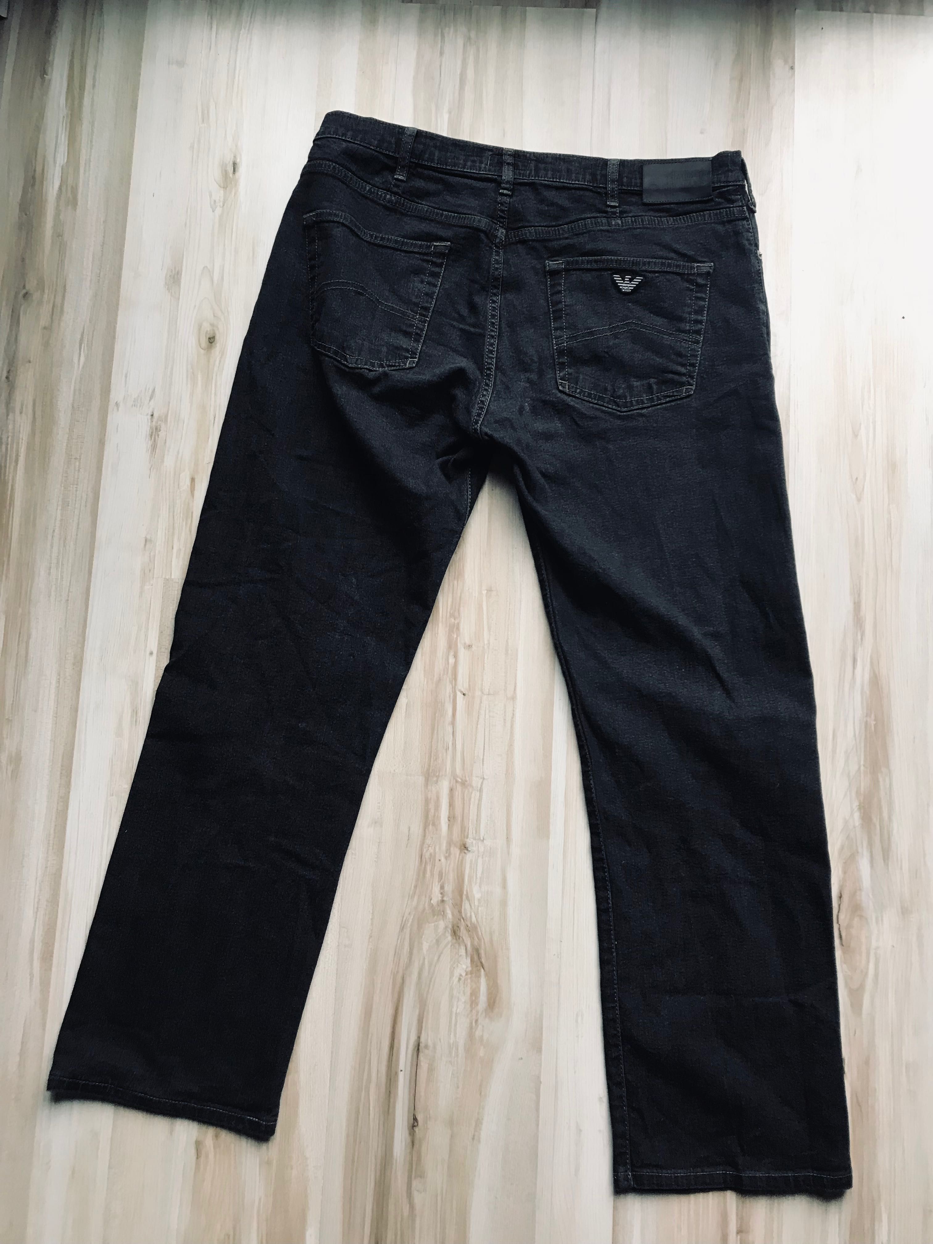 Spodnie Armani Jeans   36