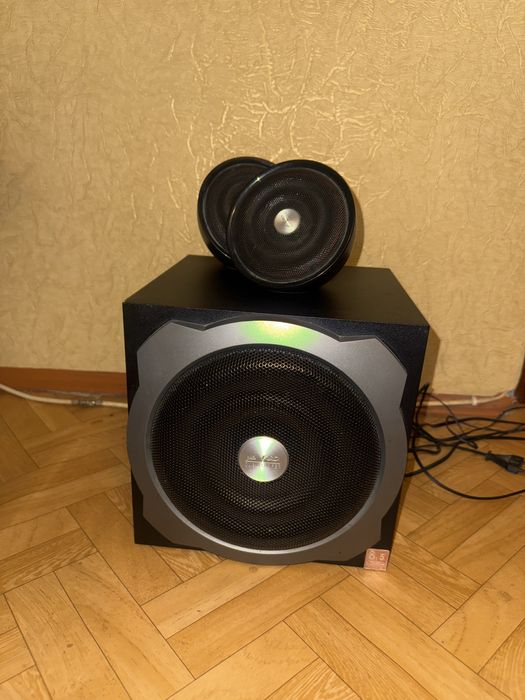 Акустична система