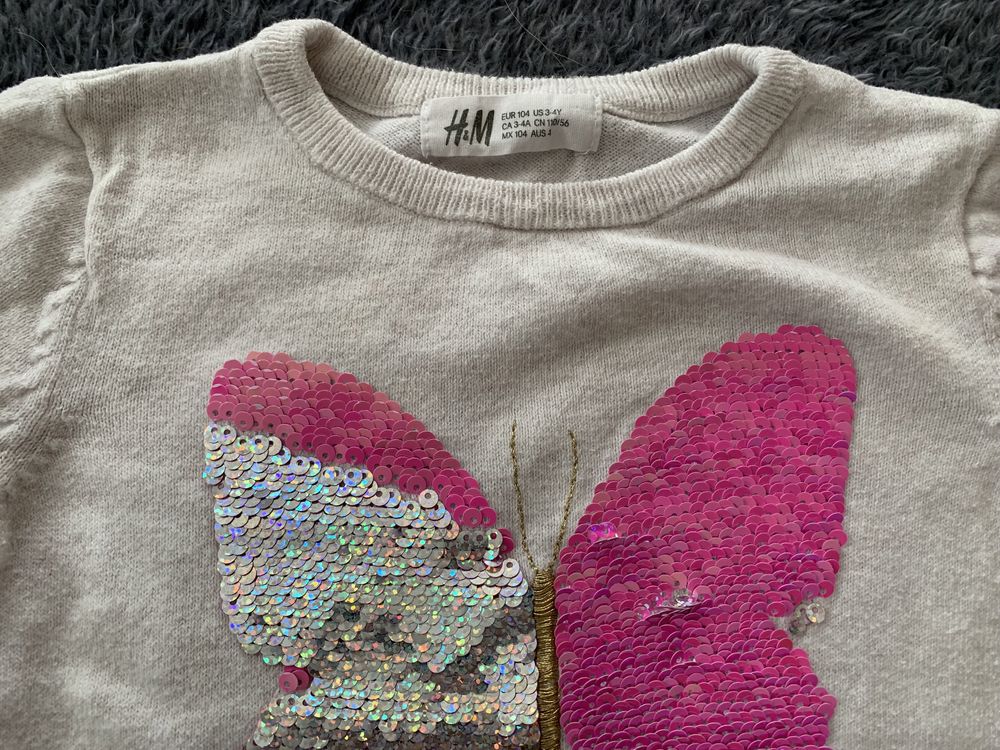 Śliczny sweterek z cekinami h&m
