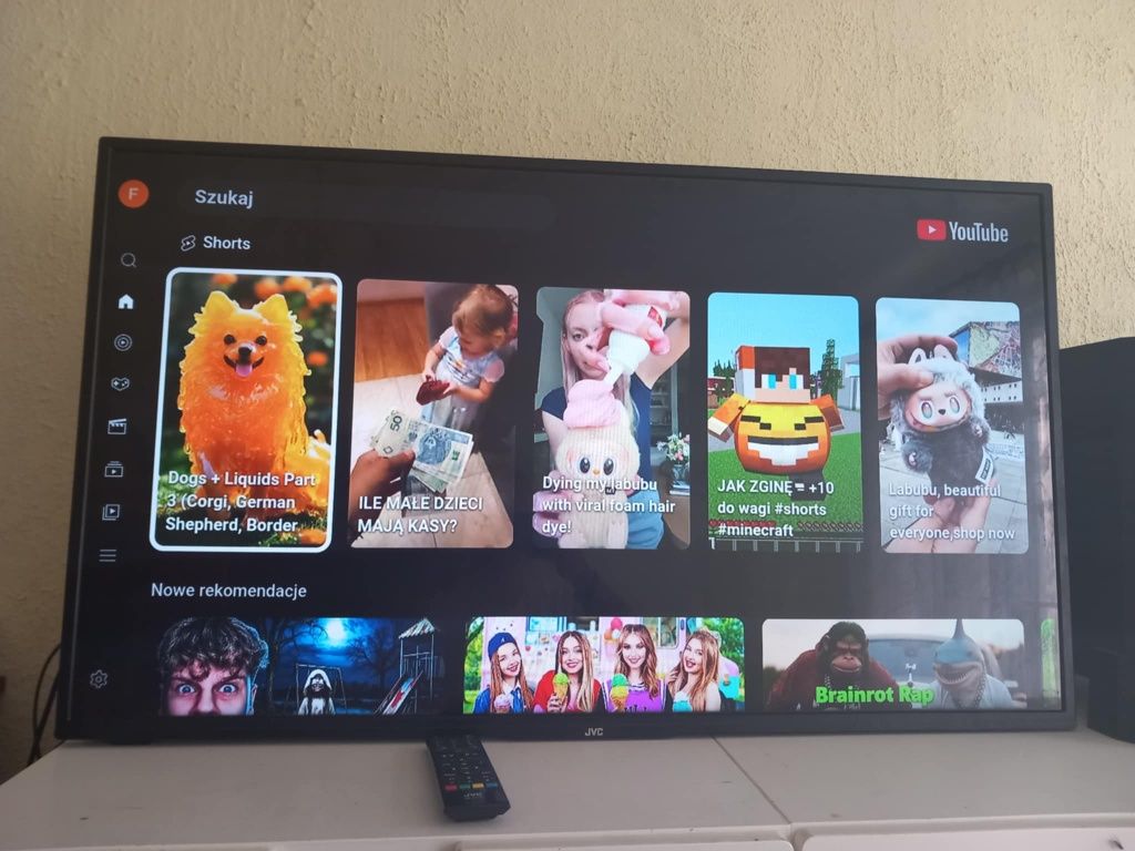Sprzedam JVC 43 cale Led wraz pilotem