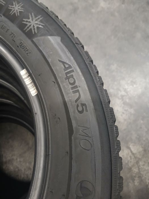 205 60 R16  MICHELIN  Alpin 5,Зимові шини БВ Склад