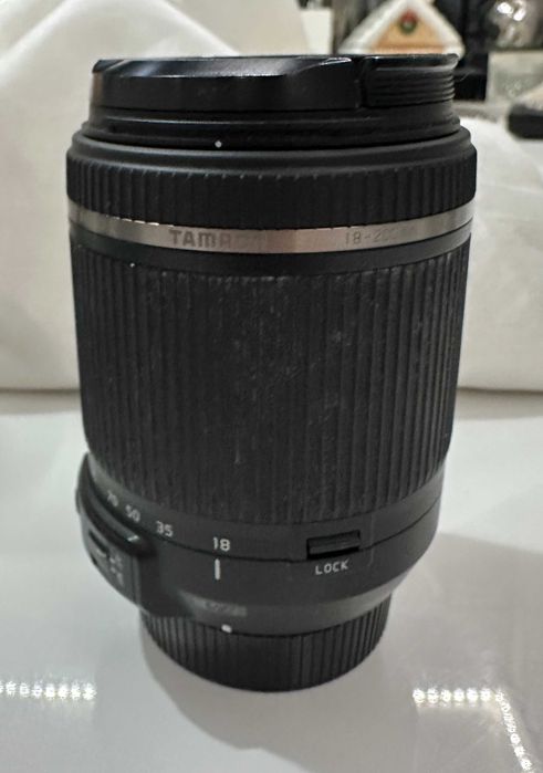 Lustrzanka Nikon D3300+ 3 obiektywy