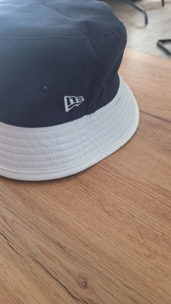 kapelusz West Bromwich Albion typu Bucket Hat, Premier League  New Era