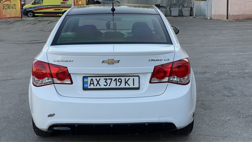 Продам Chevrolet Cruze 1,8 газ/бензин