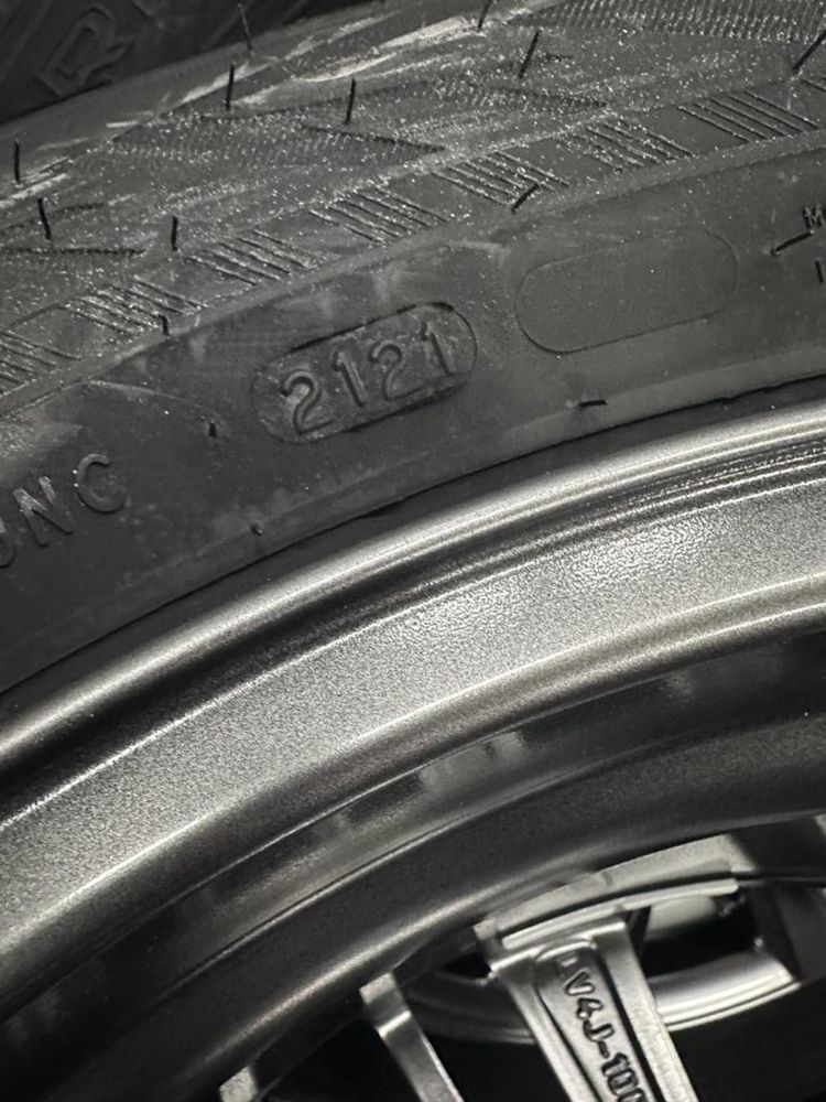 Koła Zimowe 18 Ford Kuga MK3 Nowe 225/60R18 Nokian 5x108 Czujniki