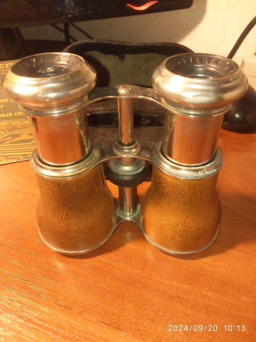 антикварный бинокль Франция