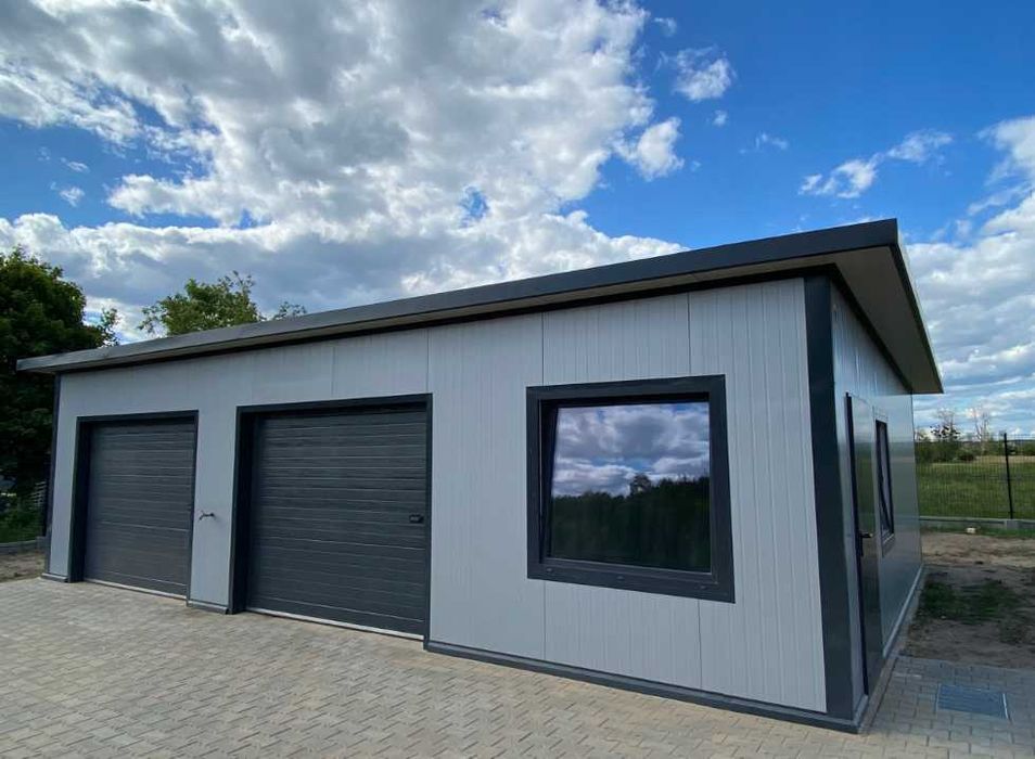 Garaż  blaszak warsztat z płyty warstwowej  montaż kompleksowo