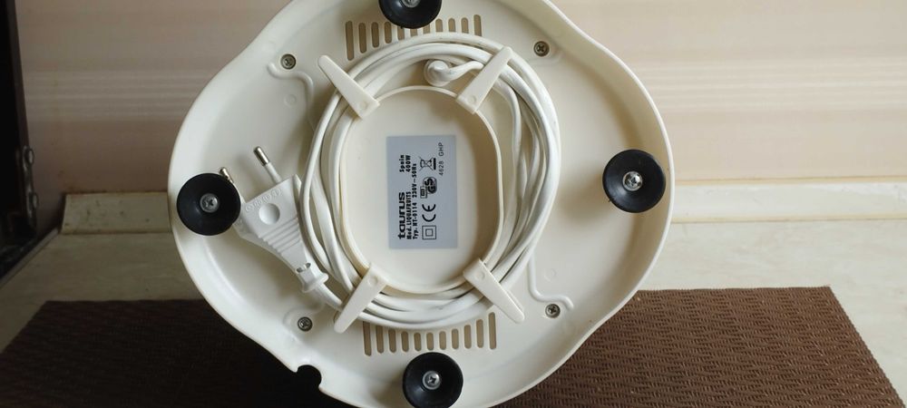 Соковижималка (соковыжималка,соковитискач)Taurus Ligua Fruits Іспанія.