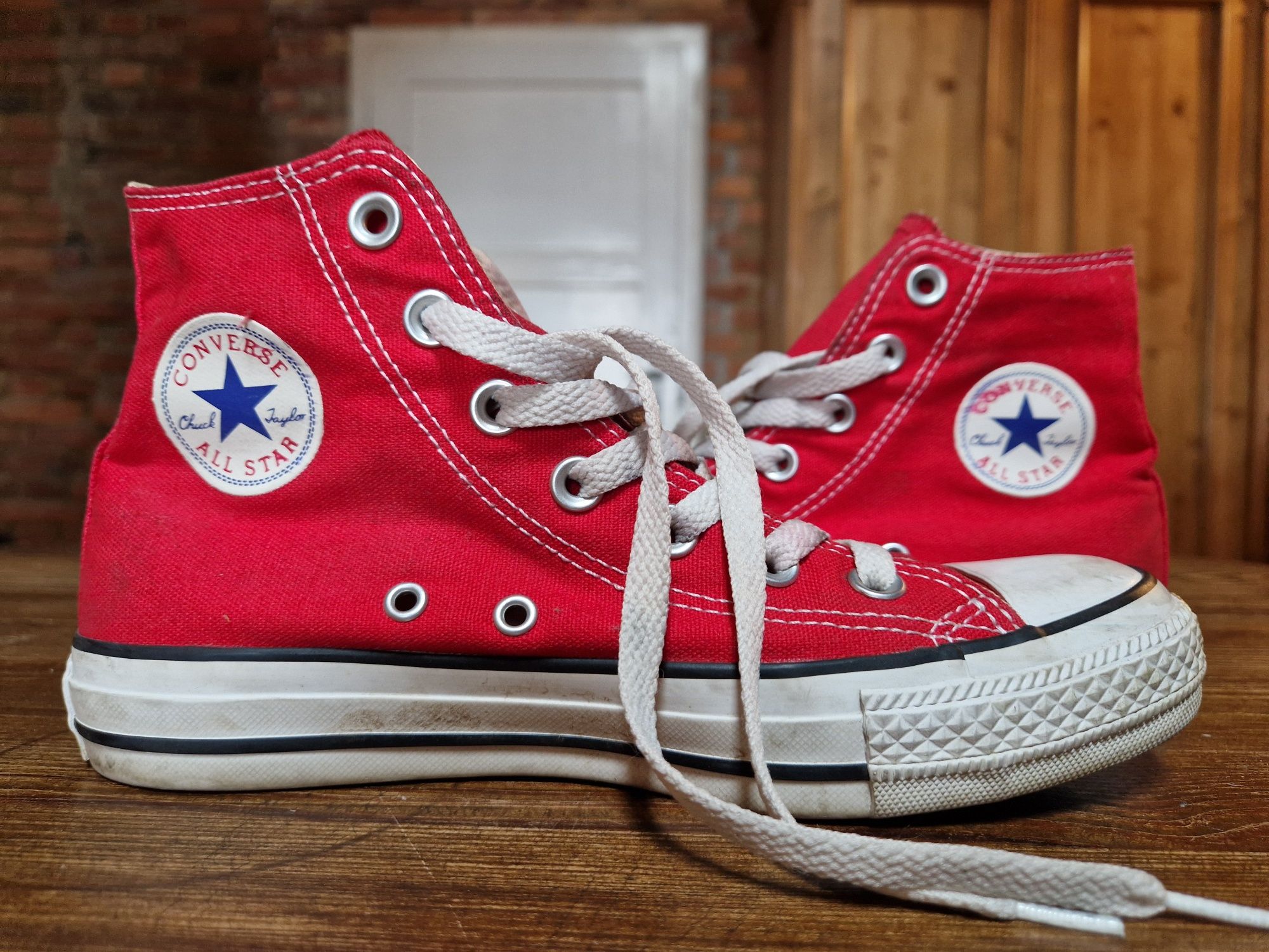 Converse 36,5 czerwone za kostkę świetny stan
