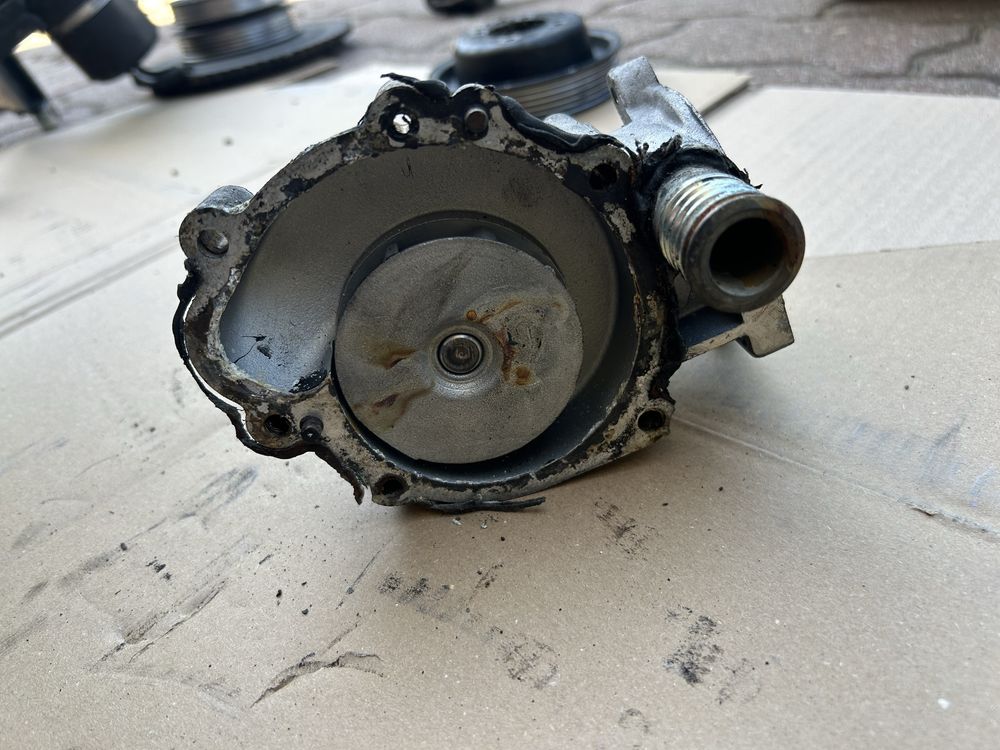 Pompa wody S50B32 S50B30 e36 M3