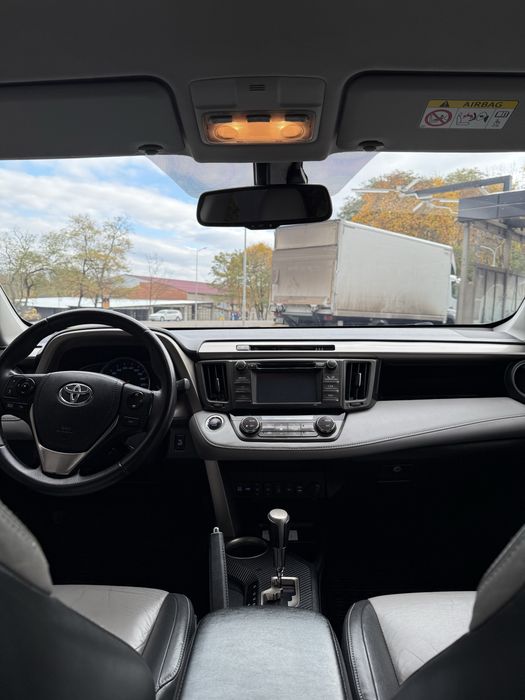 Toyota Rav 4 2.2 2013