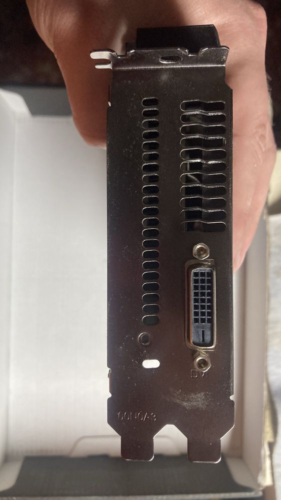 Radeon RX 570 8GB