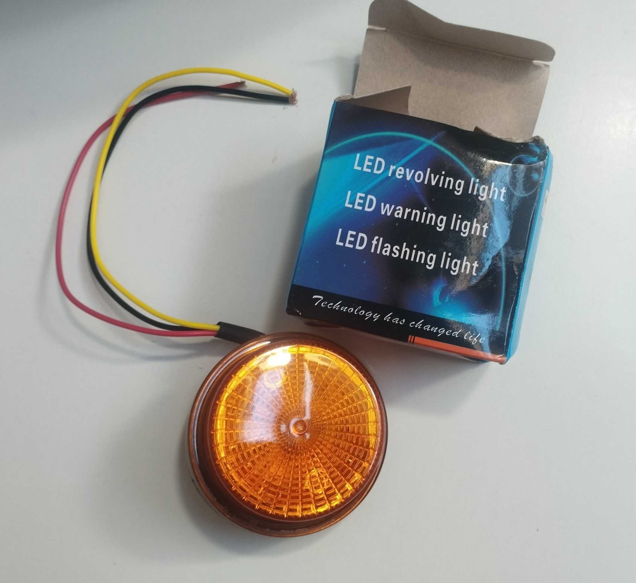 Pirilampo pequeno em led para trator, luz pisca tipo rotativa