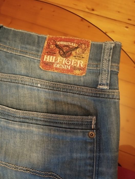 Tommy Hilfiger spodnie