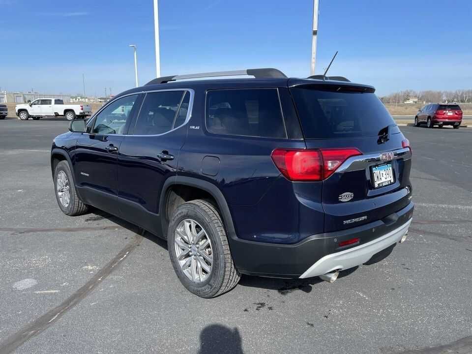 2017 GMC Acadia SLE