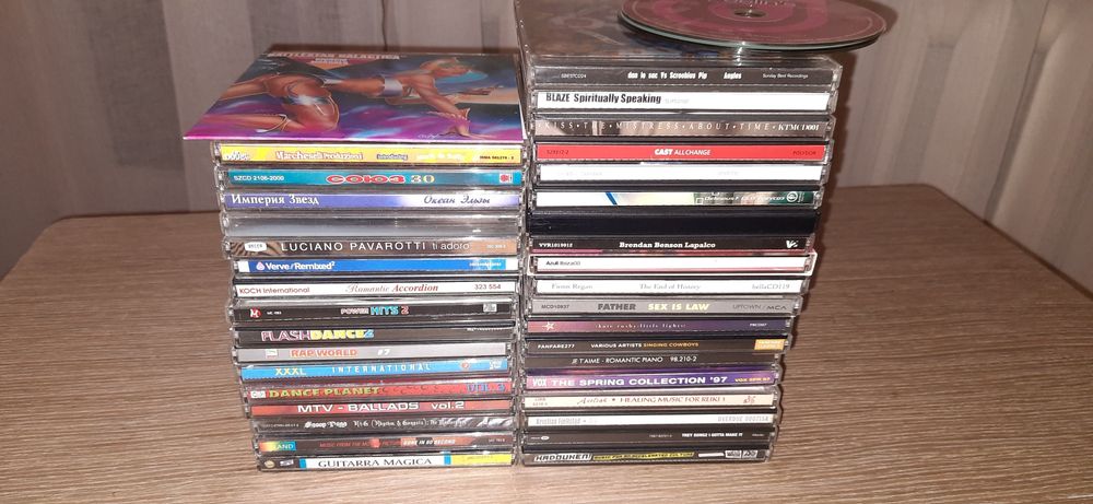 Набор из 40 Cd дисков.