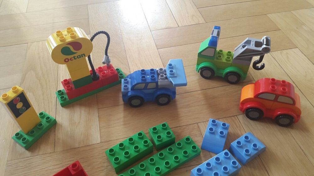 LEGO.Kreatywne auta DUPLO. 41 elementów